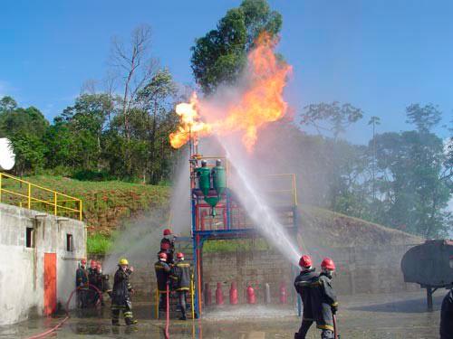 Curso de combate a incêndio