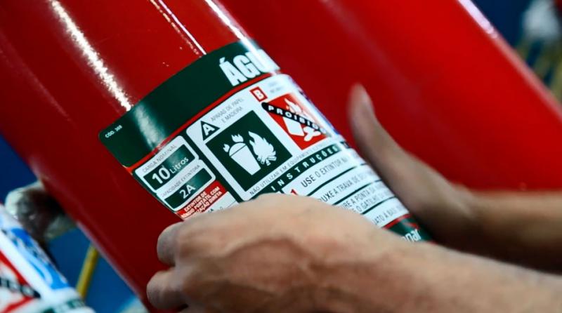 Inspeção de extintores de incêndio