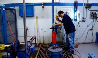 Teste hidrostático cilindro