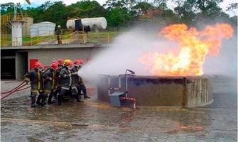 Treinamento de brigada de emergência